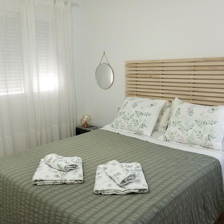 Apartamento Turistico Damajuana Parking Free Espartinas Buitenkant foto