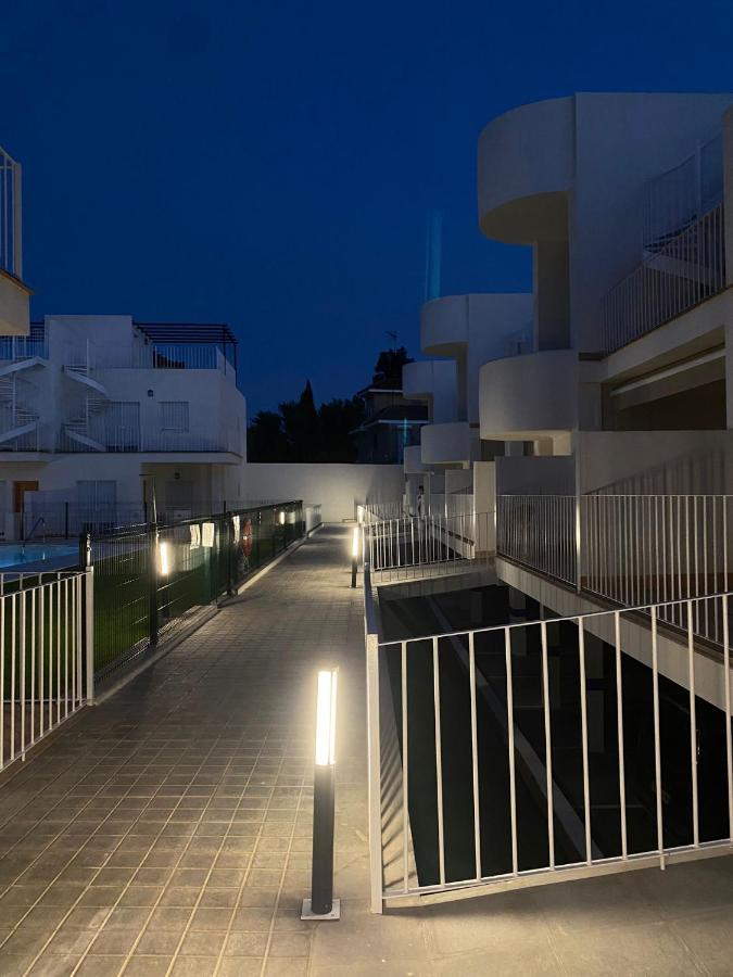Apartamento Turistico Damajuana Parking Free Espartinas Buitenkant foto