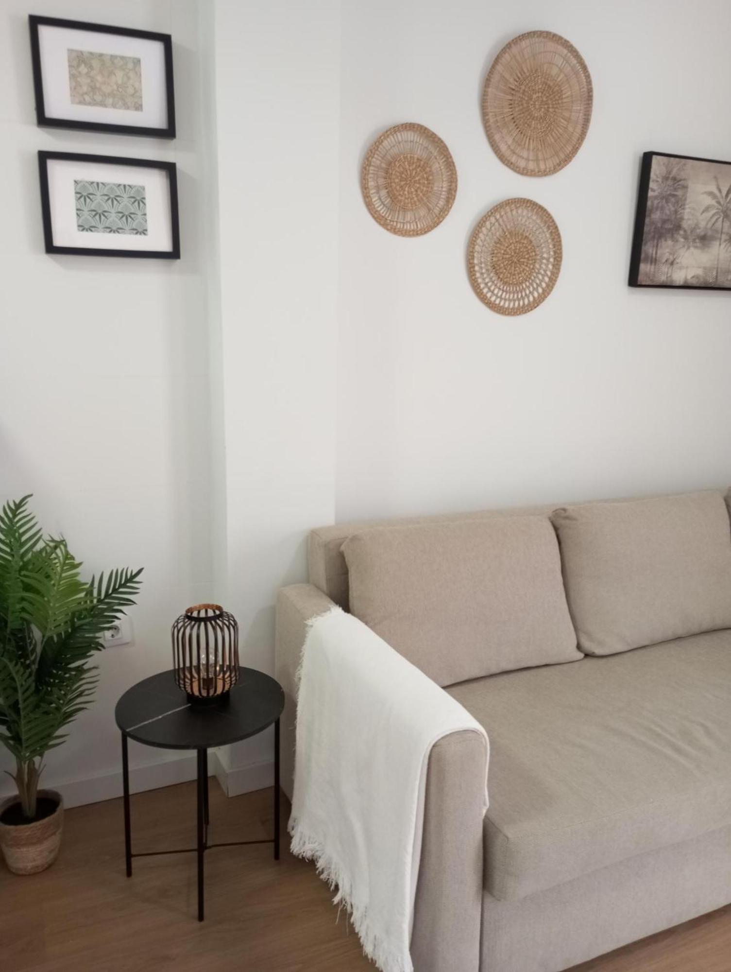 Apartamento Turistico Damajuana Parking Free Espartinas Buitenkant foto