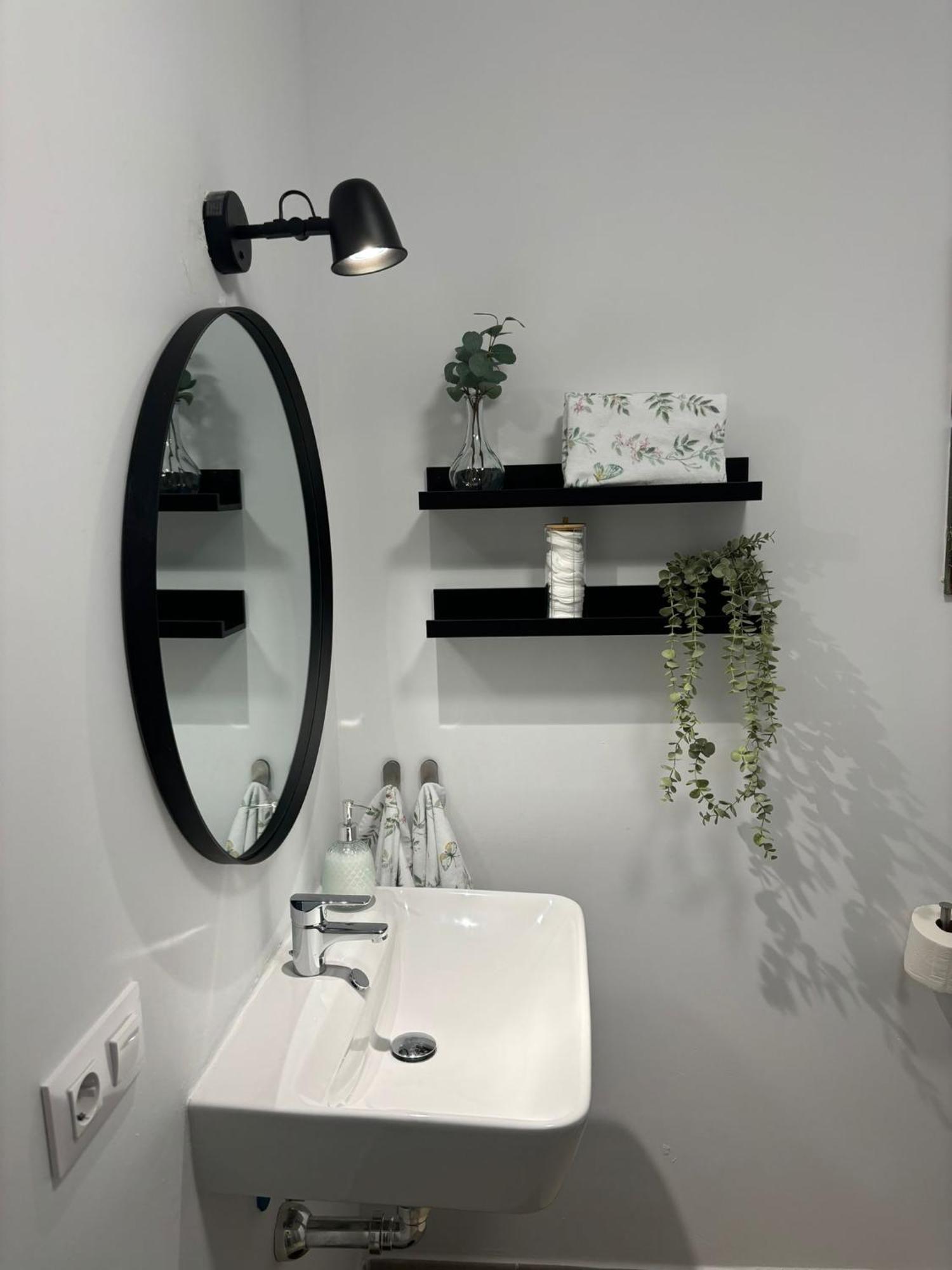 Apartamento Turistico Damajuana Parking Free Espartinas Buitenkant foto